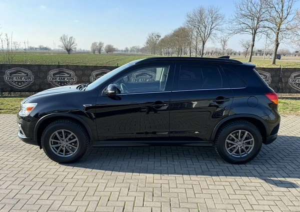 Mitsubishi ASX cena 55900 przebieg: 150000, rok produkcji 2017 z Malbork małe 781